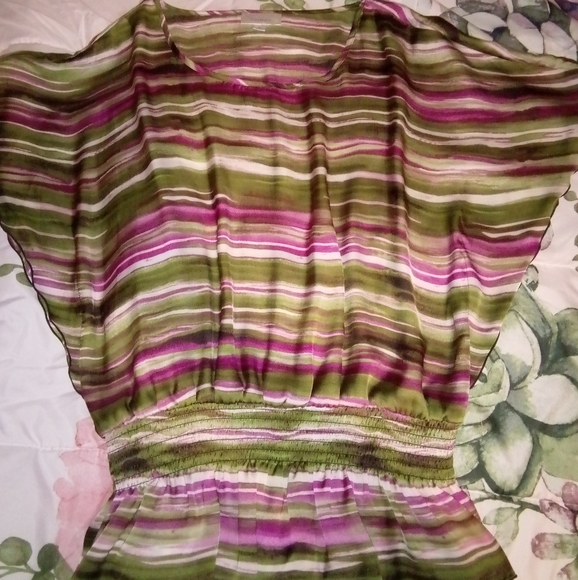 Woman's Dress Shirt - Picture 1 of 4